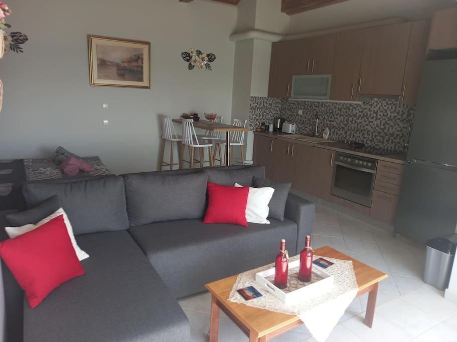 Ligonari Sea View Apartment Tarti Exterior foto